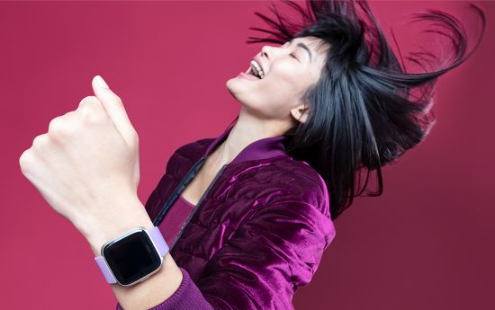 Смарт-часы Fitbit Versa Lite