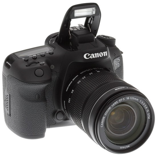Canon EOS 7D Mark II kit (EF-S 18-135mm)